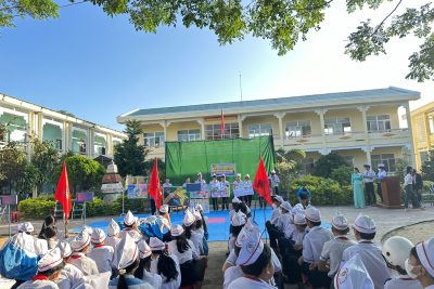 Trường THCS Phổ An tổ chức hoạt động vẽ tranh, tuyên truyền về An toàn giao thông “Nụ cười ngày mai”